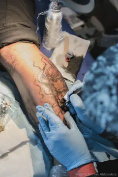 /uploads/2011/10/tattoorock/20111009-TattooRockFestival-25.jpg.webp