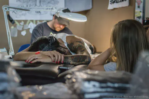 /uploads/2011/10/tattoorock/20111009-TattooRockFestival-27.jpg.webp