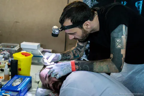 /uploads/2011/10/tattoorock/20111009-TattooRockFestival-29.jpg.webp