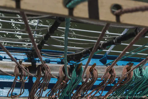 /uploads/2012/07/tsr2/20120720TallShipsLisboa-225.jpg.webp