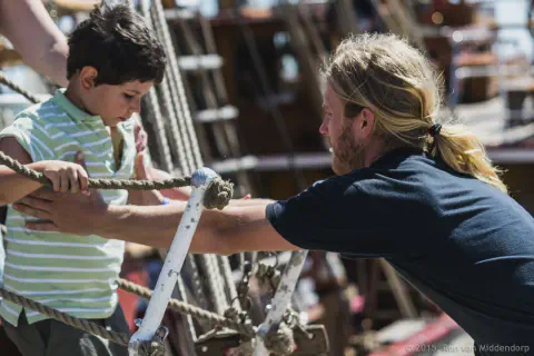 /uploads/2012/07/tsr3/20120721TallShipsLisboa-184.jpg.webp