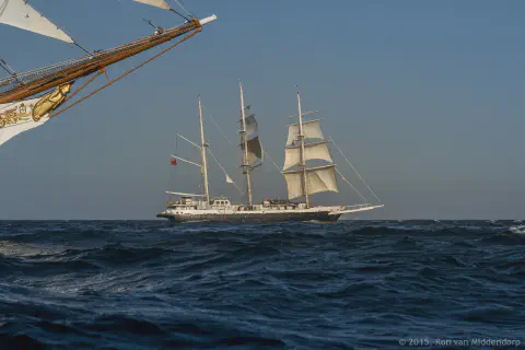 /uploads/2012/07/tsr4/20120722TallShipsLisboa-224.jpg.webp