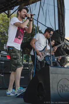 /uploads/2013/06/rockinamadora2013/ria202bluetrashcan/20130515-RiA2-bluetrashcan-00002.jpg.webp