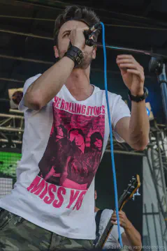 /uploads/2013/06/rockinamadora2013/ria202bluetrashcan/20130515-RiA2-bluetrashcan-00003.jpg.webp