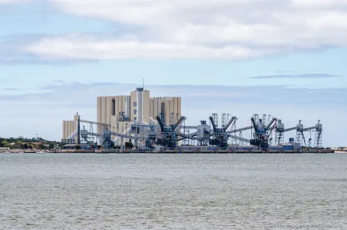Cloud hunting at Belém