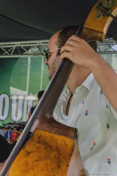 /uploads/2015/08/desideriolazarooutjazz/BlameDutchie-DesiderioLazaroMEOOutJazz-05.jpg.webp