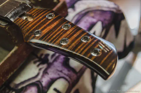 /uploads/2015/09/ergonguitars/ErgonGuitars-22.jpg.webp
