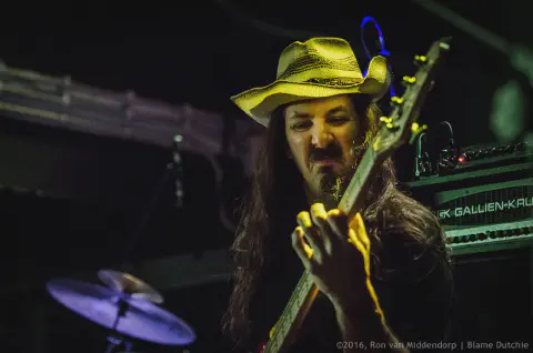 /uploads/2016/01/aristocrats/20160118-Aristocrats-RCA-BlameDutchie-38.jpg.webp