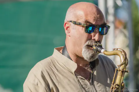 /uploads/2016/09/jazzatcampogrande/201609-Jazz-at-Campo-Grande-07.jpg.webp