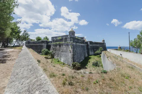 /uploads/2024/06/fortevelho/20190613-BlameDutchie-Forte-Velho-00002.jpg.webp