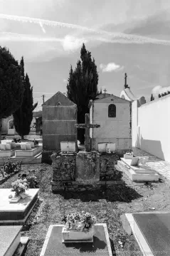 /uploads/2026/04/cem03/20240526-Cemitério-de-São-Gregório-10.jpg.webp