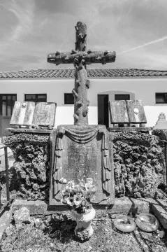 /uploads/2026/04/cem03/20240526-Cemitério-de-São-Gregório-11.jpg.webp