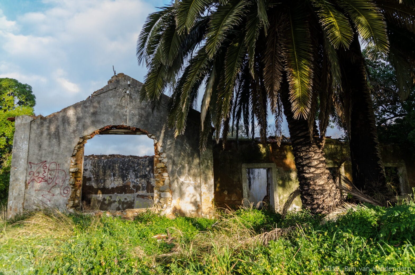 photo: abandoned farm